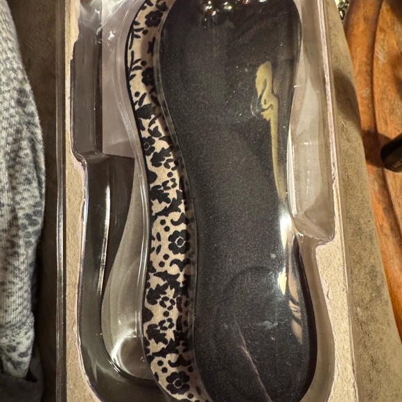 Bundle for Feet Ball Cushions, Cushion Insoles, Corn and Callus Remover - Picture 6 of 6